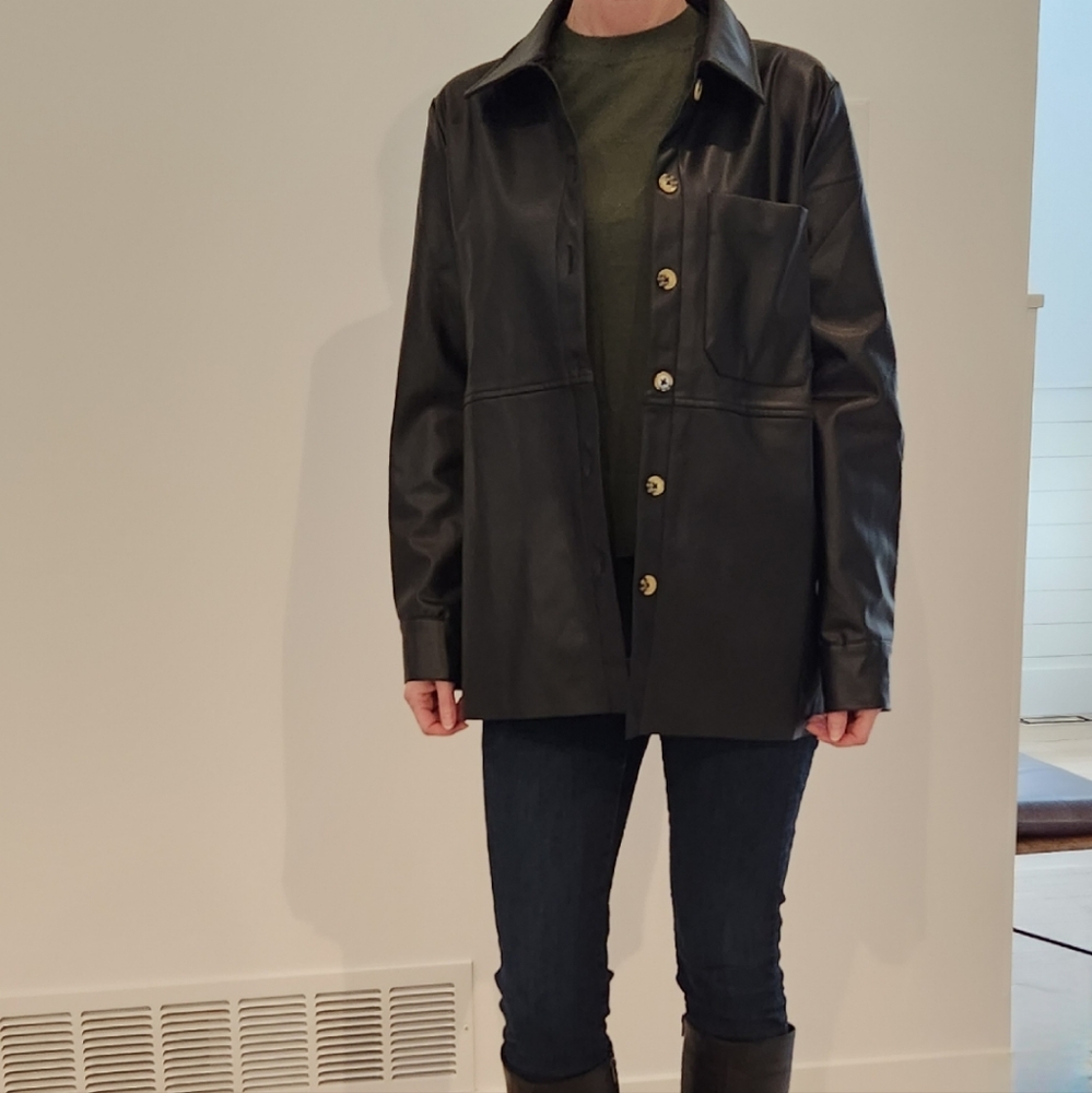 Vegan leather shacket - Picture 2 of 4